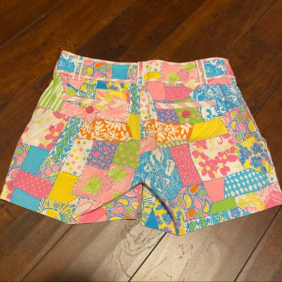 Lilly Pulitzer Patch Print Shorts Sz 0 - Picture 4 of 4